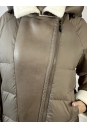 Пуховик женский из текстиля с капюшоном, отделка искусственный мех 8023789-6